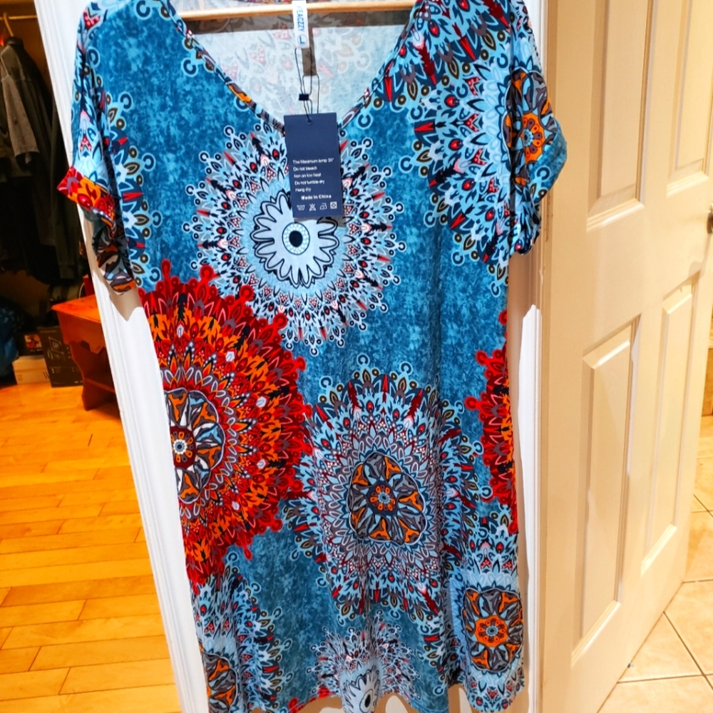 Ladies dress waczzy size large